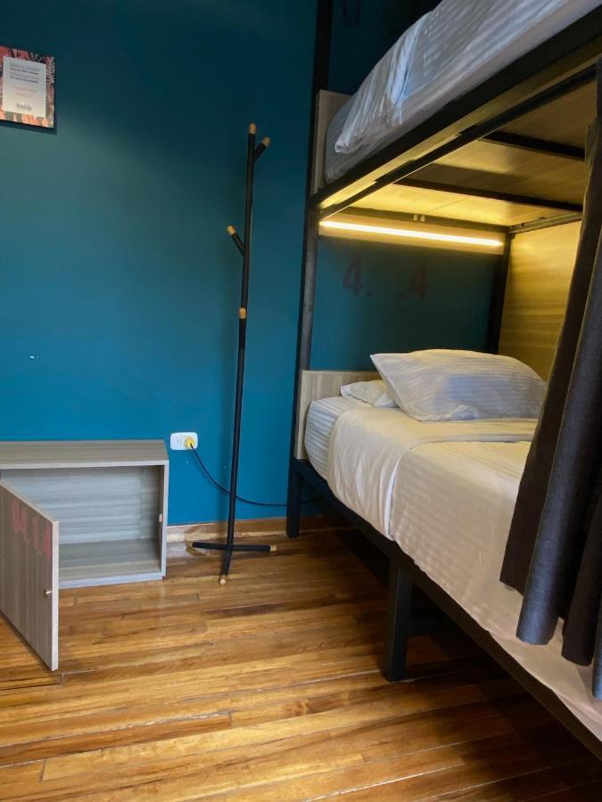 Single Bed 4-Bed Dormitory Room,1322796043:JPEG