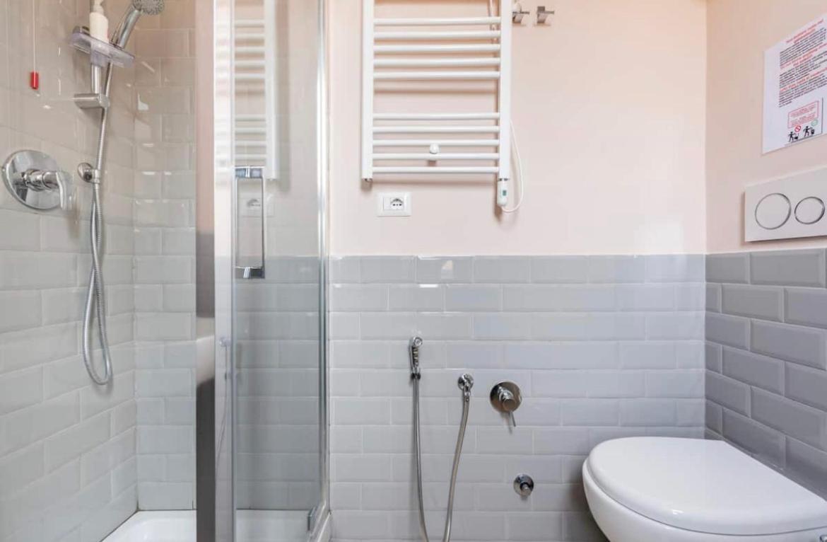 Double Room Private Bathroom