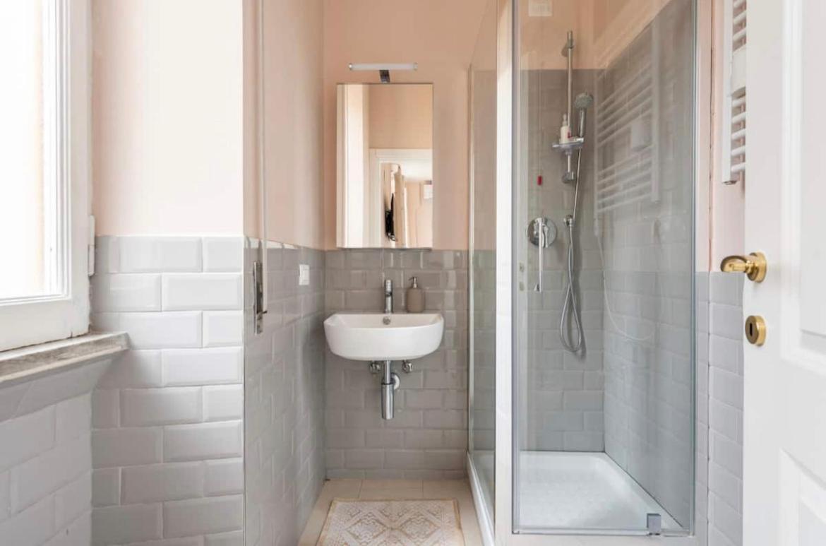 Double Room Private Bathroom