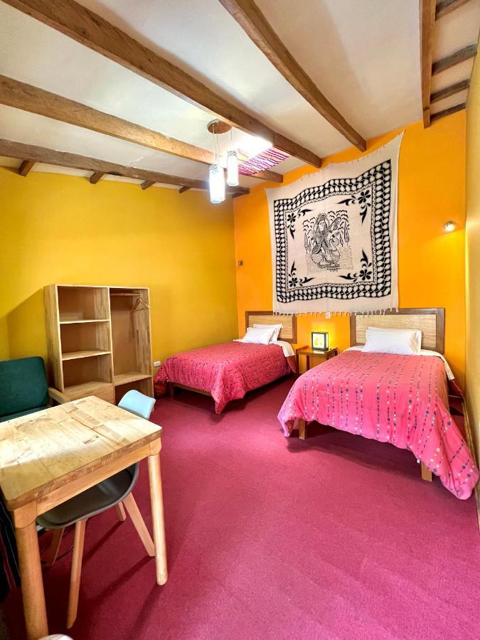 Twin Room,1346099822:JPEG