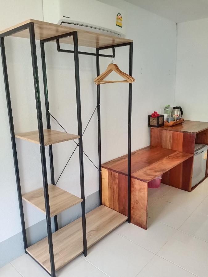 Tweepersoonskamer met 2 Aparte Bedden en Balkon