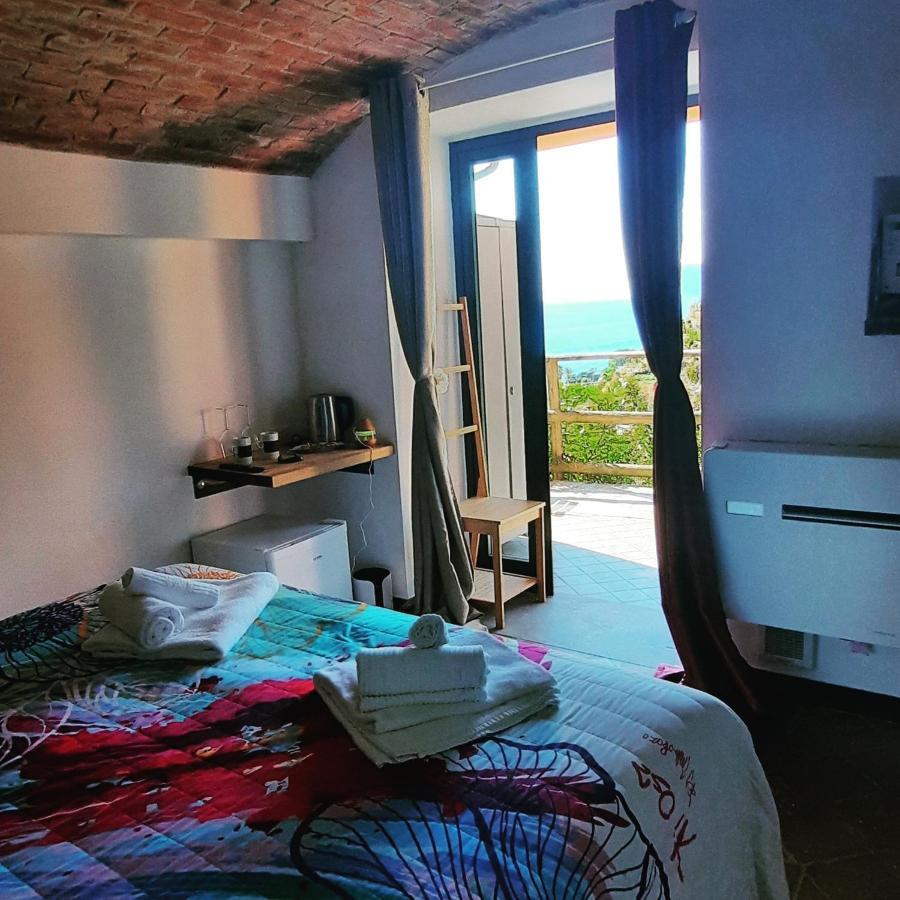 Queen Room with Sea View