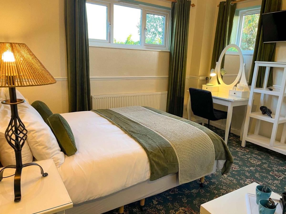 Standard Double Room,1587549143:JPEG