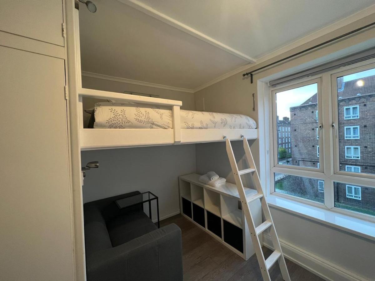 Double Room with Shared Toilet