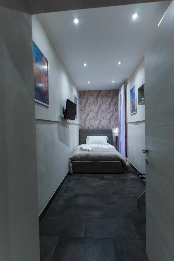 Large Single Room