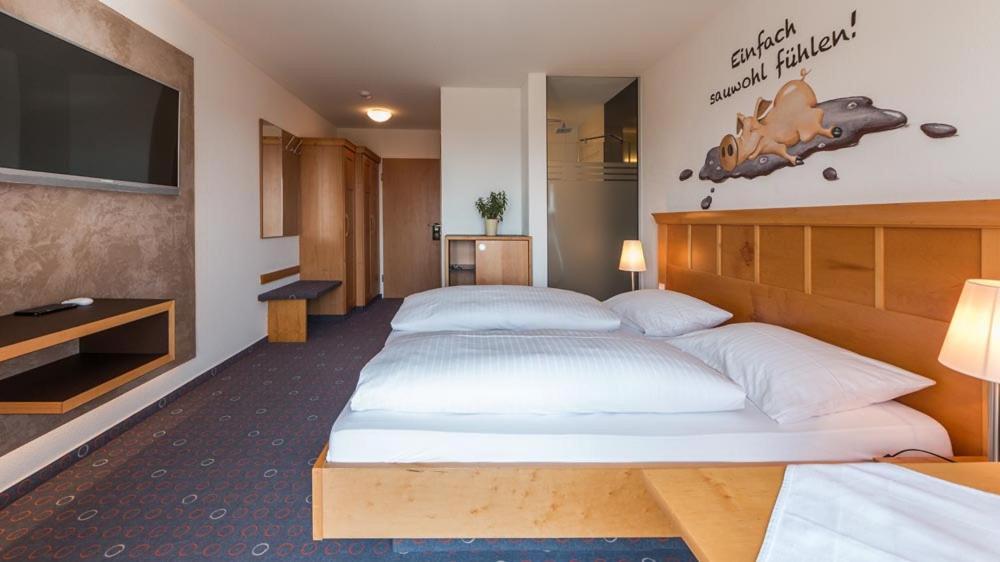 Doppelzimmer mit Balkon und Meerblick