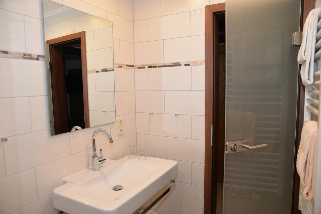 Doppelzimmer mit Balkon