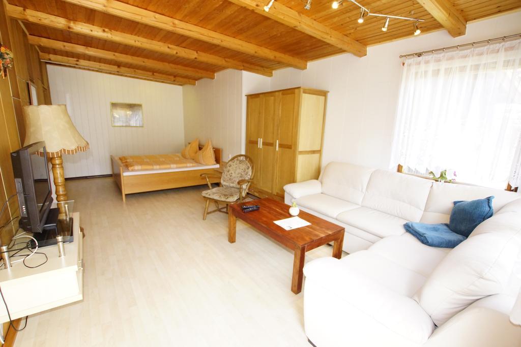 Comfort Dreibettzimmer mit Dusche