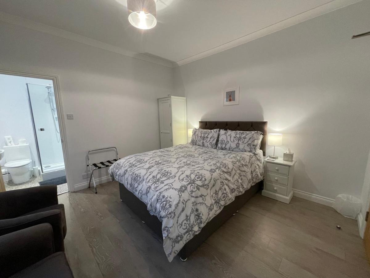 King Room,1347642947:JPEG