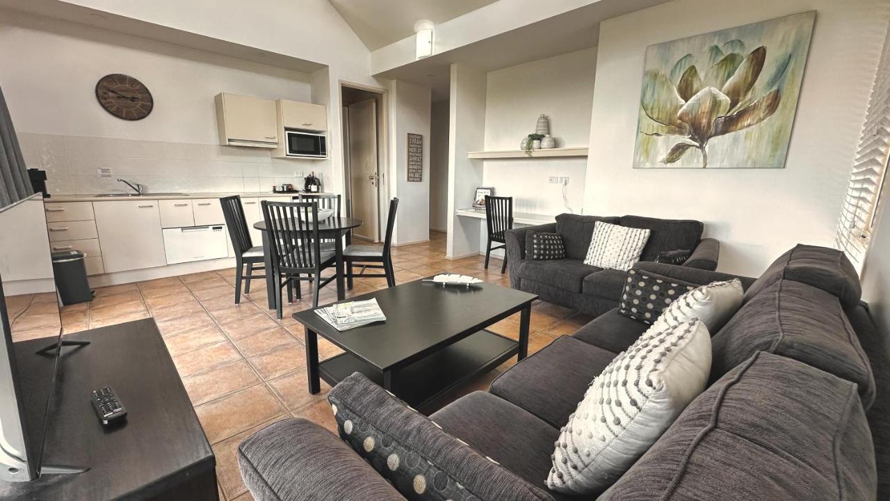 Two-Bedroom Villa,1348770332:JPEG