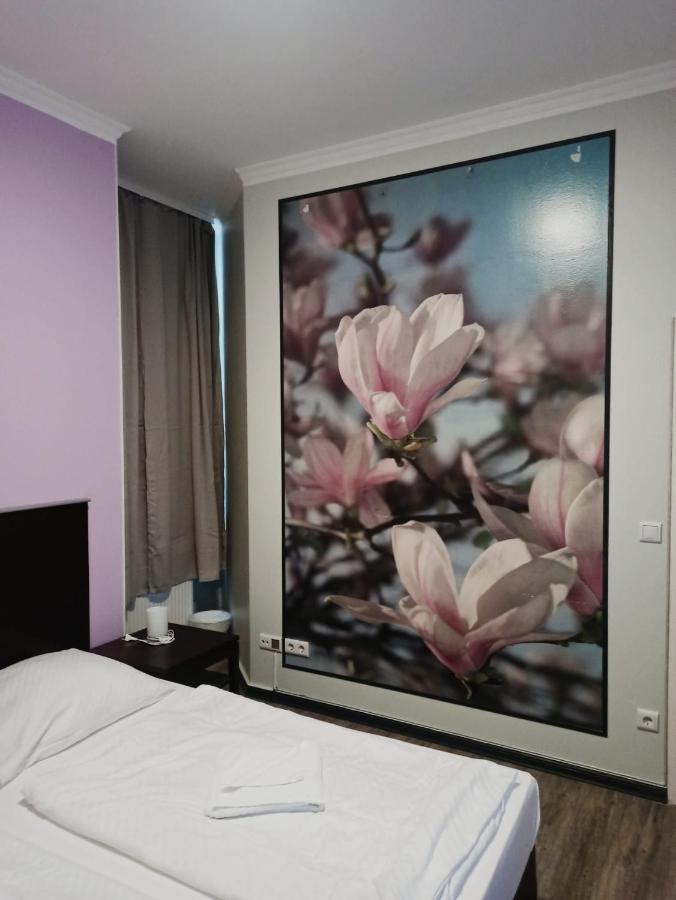 Two-Bedroom Apartment,1354189394:JPEG