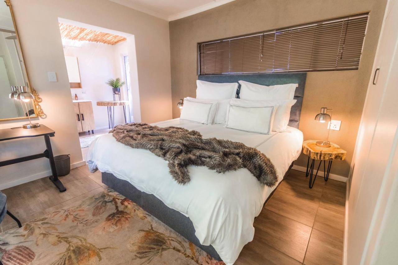 Suite with Garden View