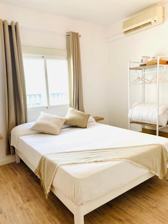 Double or Twin Room with Shared Bathroom
