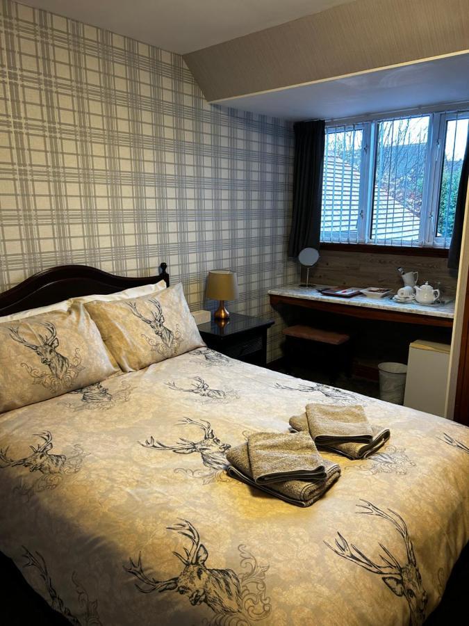 Double Room,1369516439:JPEG