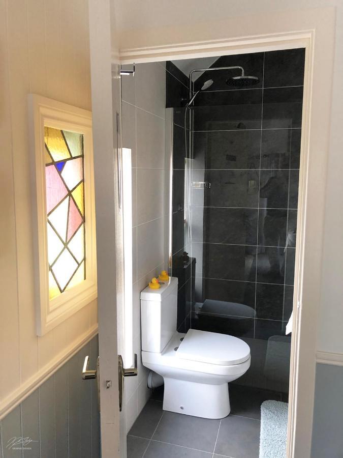 Double or Twin Room Shower,1377192116:JPEG