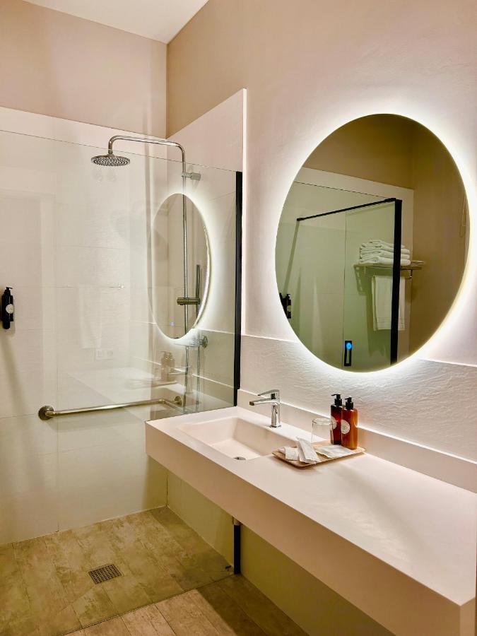 Triple Room Private Bathroom,1379494262:JPEG