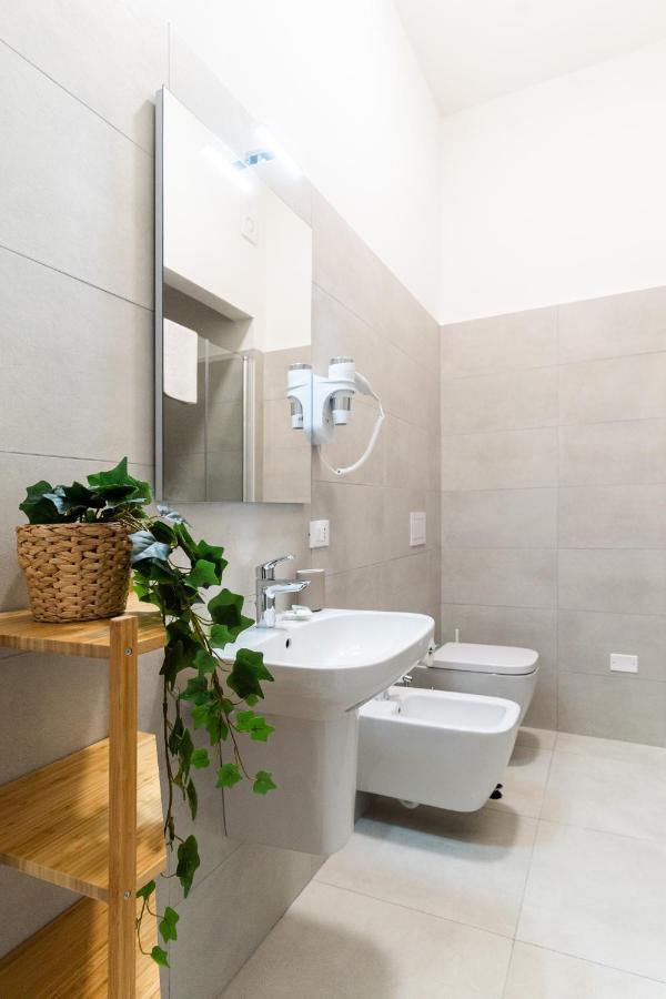 Camera Matrimoniale con Bagno Privato