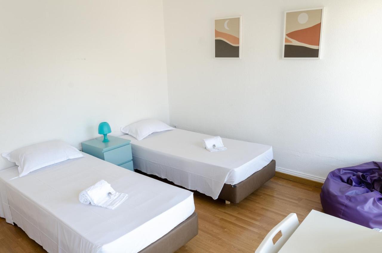 Tweepersoonskamer met 1 of 2 Bedden en Eigen Badkamer