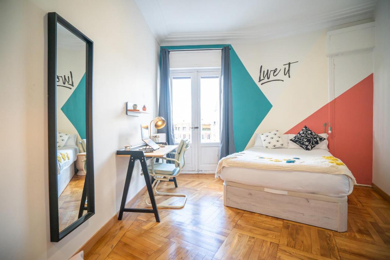 Standard Double Room with Shared Bathroom