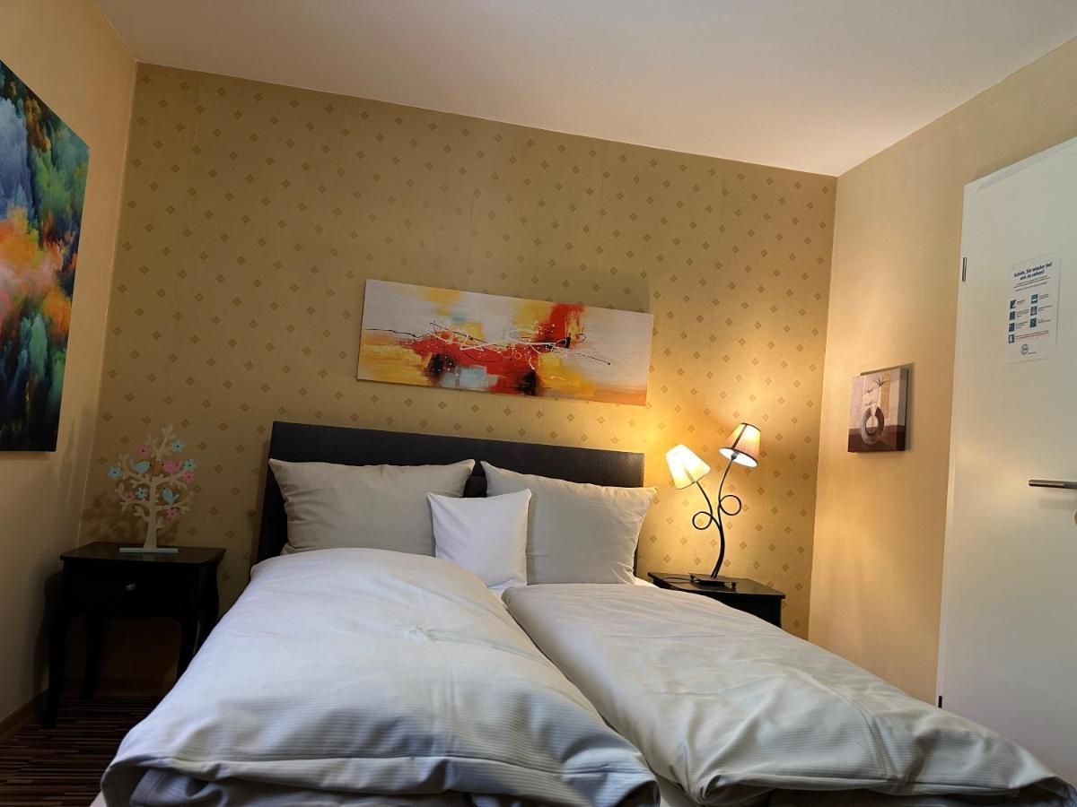 Doppelzimmer mit Gartenblick