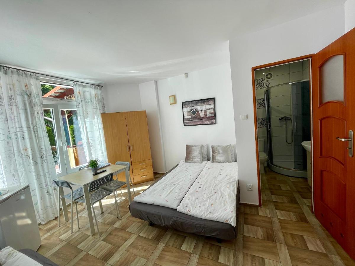 Vierpersoonskamer met Eigen Badkamer