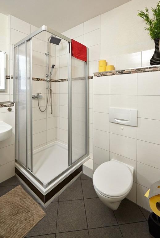 Double Room Private Bathroom,255509685:JPEG