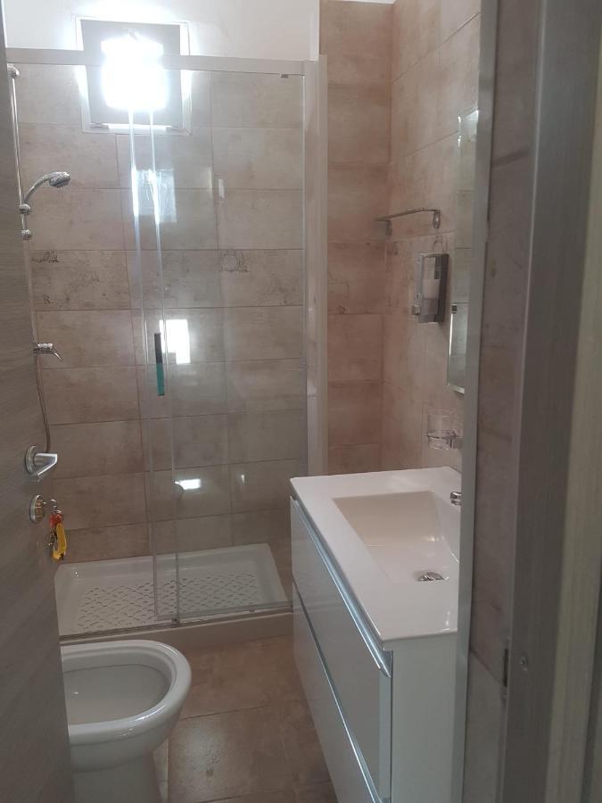 Camera Matrimoniale con Bagno Privato Esterno