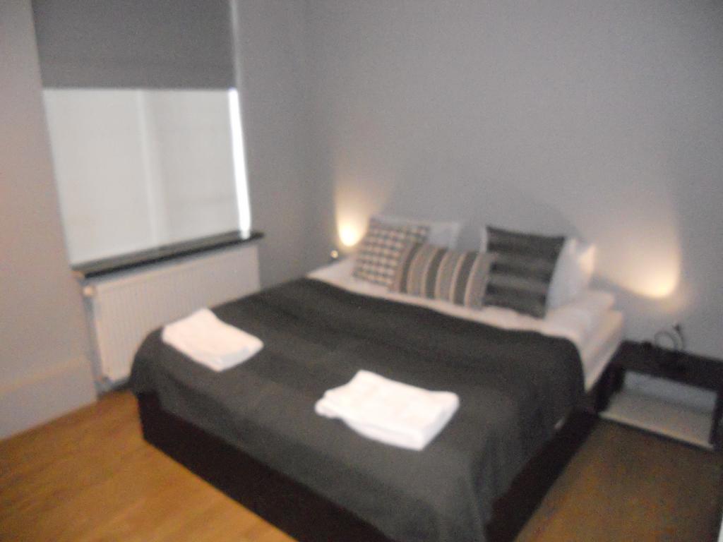 Double Room Private Bathroom