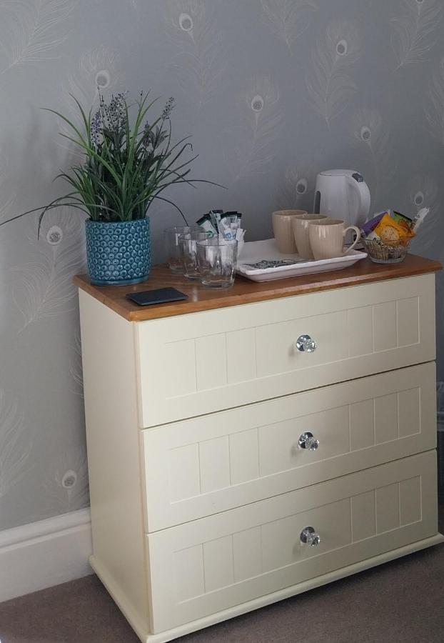 Deluxe Family Room,1415912283:JPEG