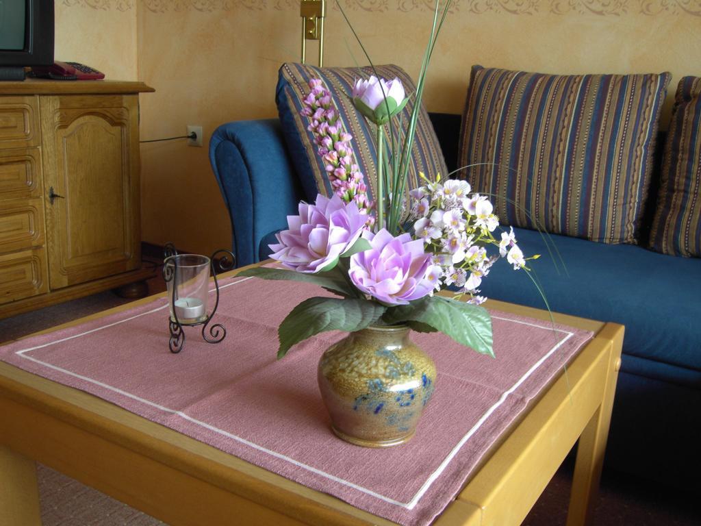 Suite Balcony,142030320:JPEG