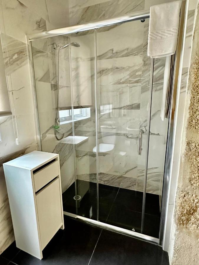 Quarto Twin