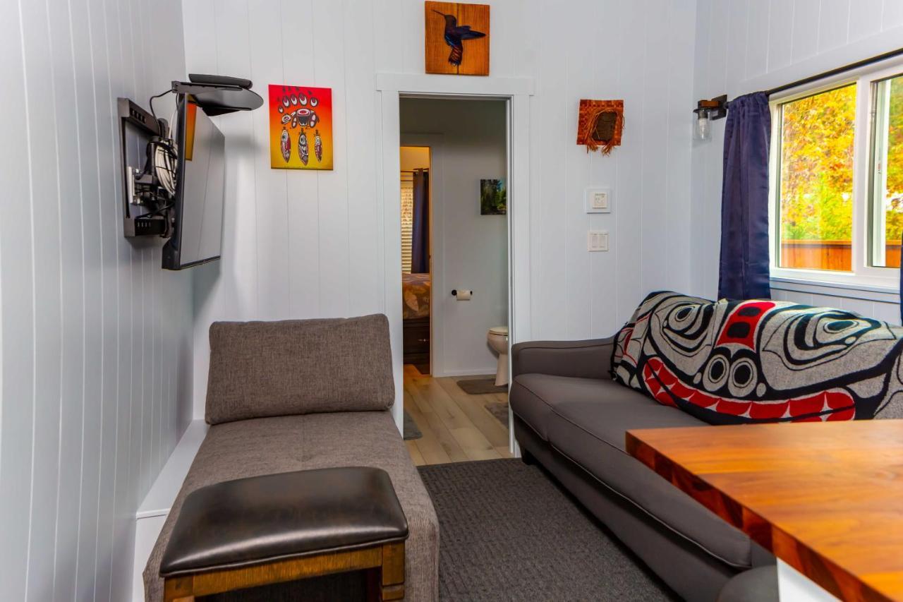 Deluxe Queen Room,1460447746:JPEG