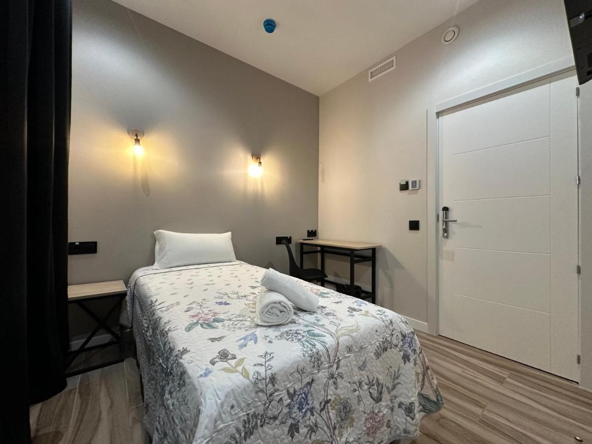 Eenpersoonskamer met Eigen Badkamer