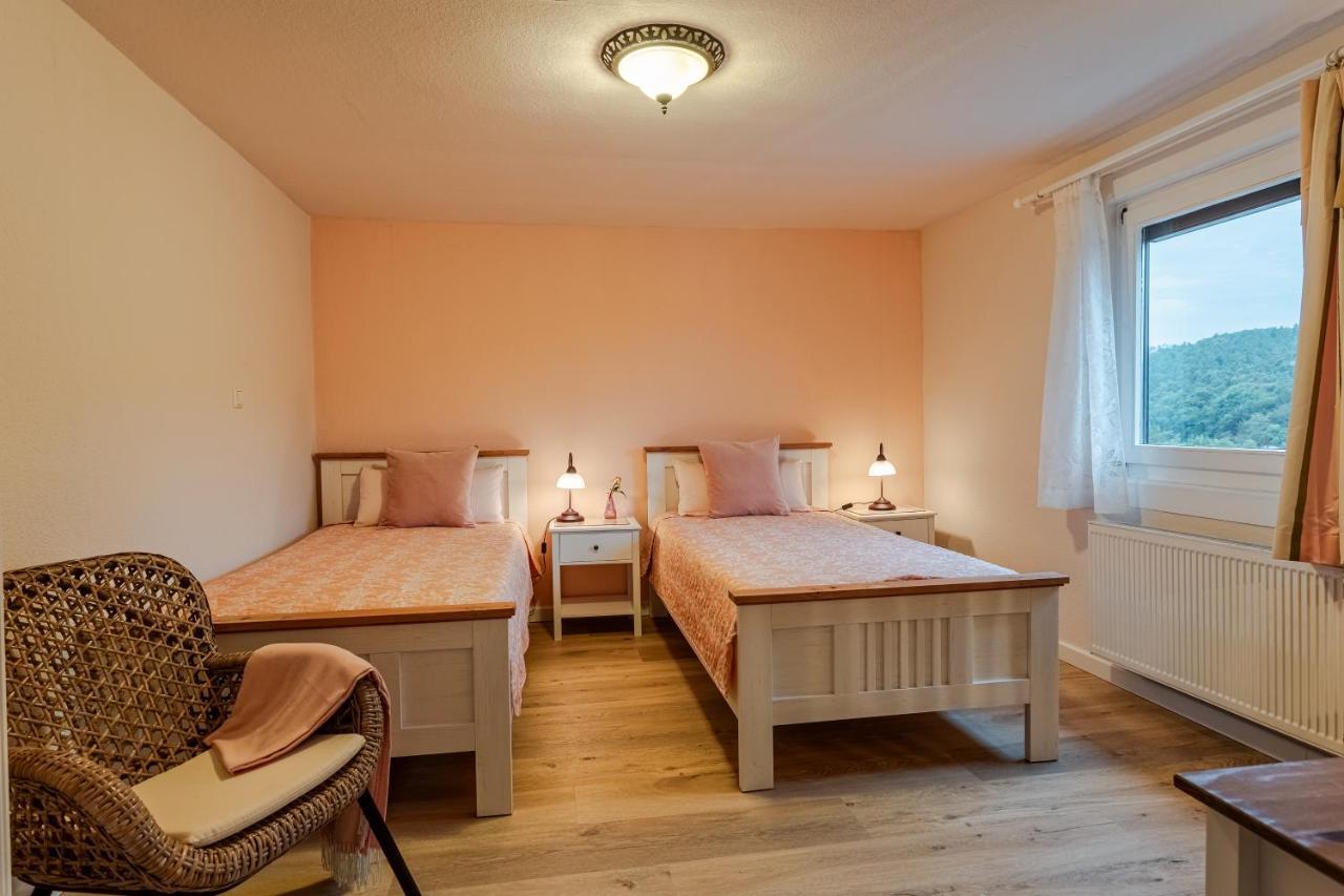 Zweibettzimmer