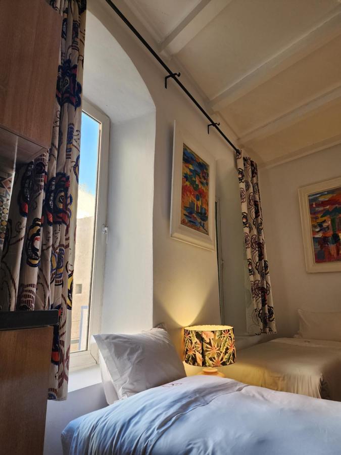 Khamsa Suite