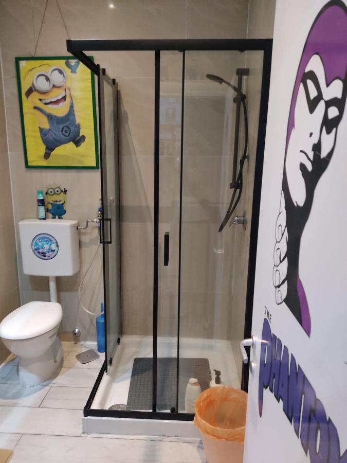 Double or Twin Room with Private External Bathroom