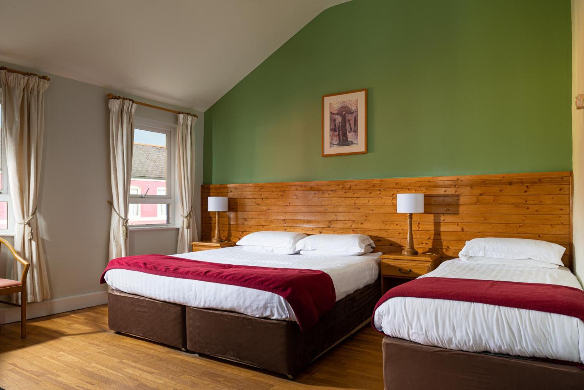 Triple Room with Shower