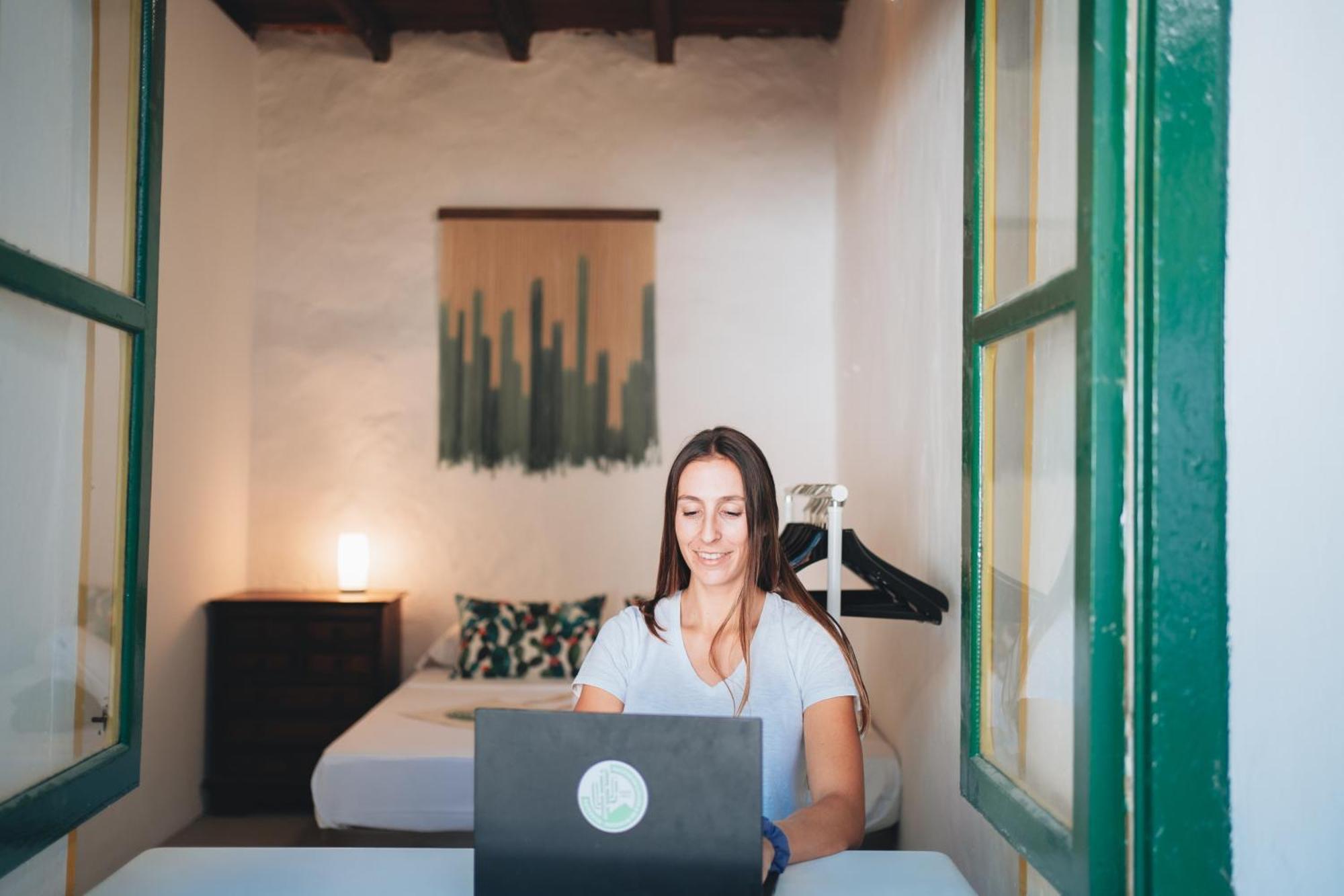 Habitación Doble Estándar con baño compartido