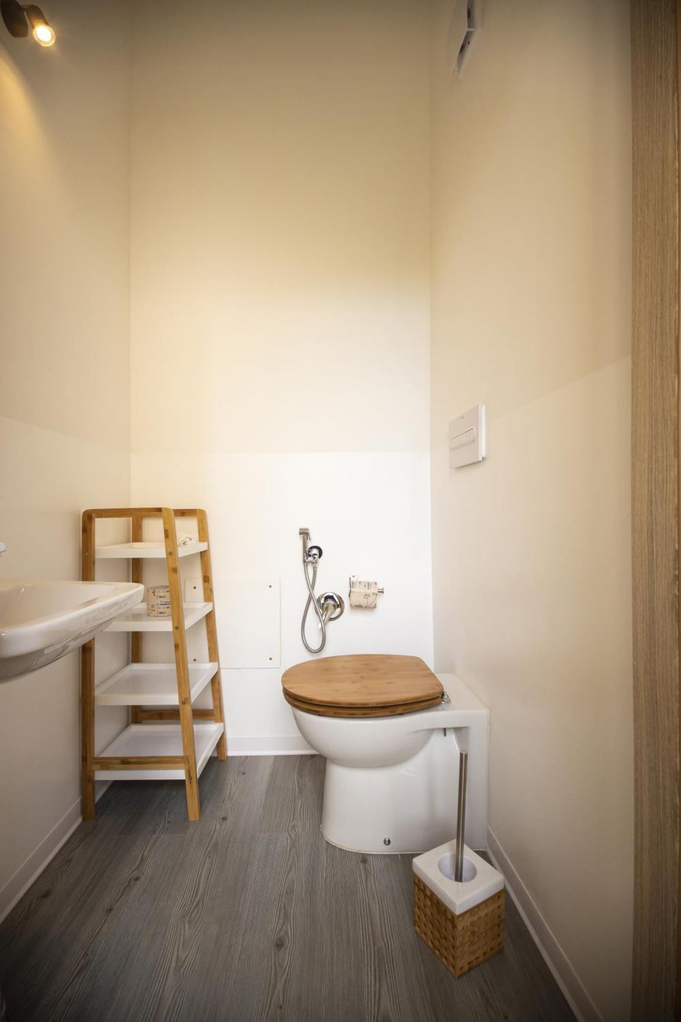 Double Room Balcony,1499833447:JPEG