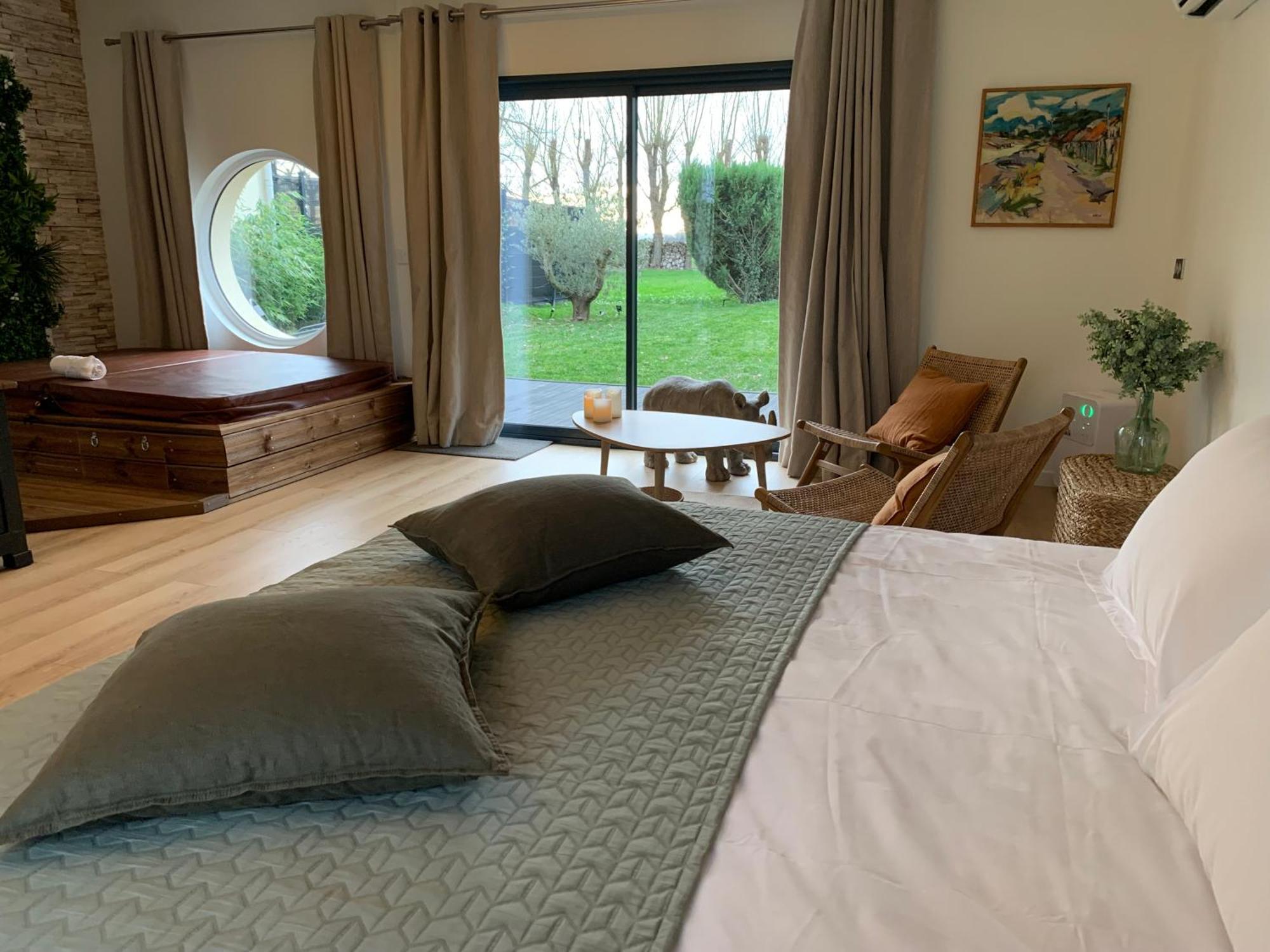 Large Double Room