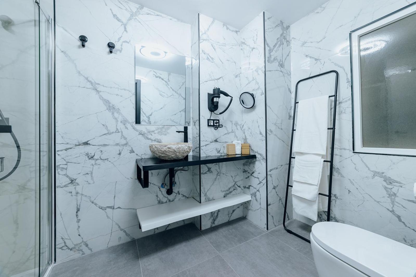 Habitación Doble con baño privado