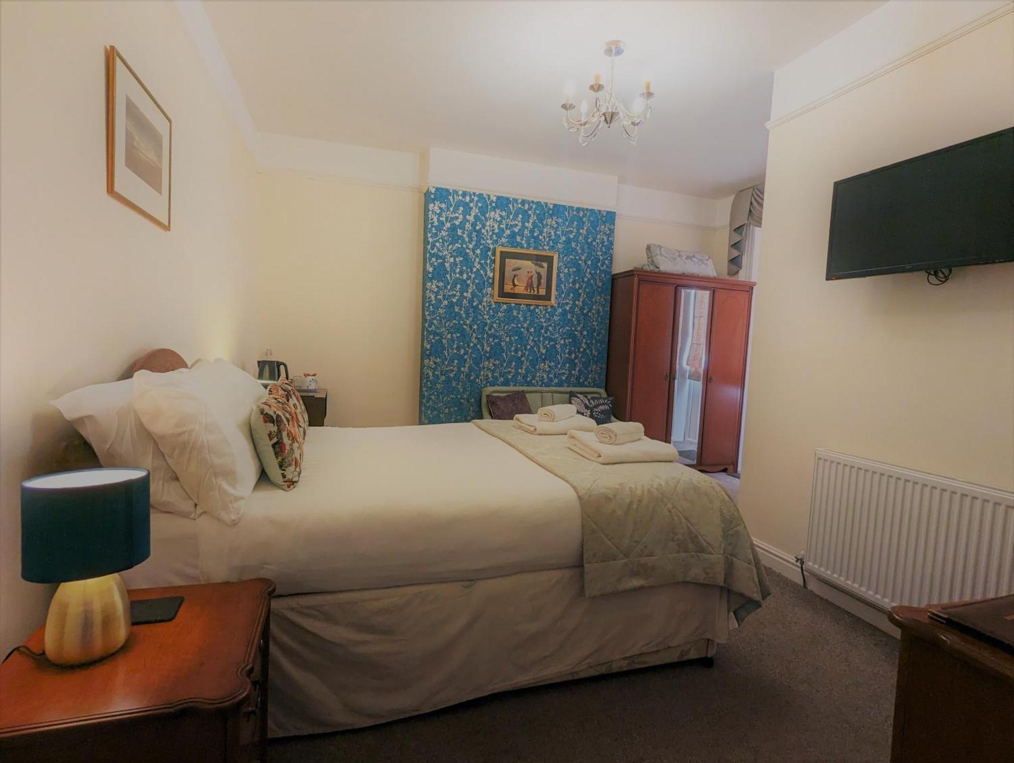 Superior Double Room,1516368127:JPEG