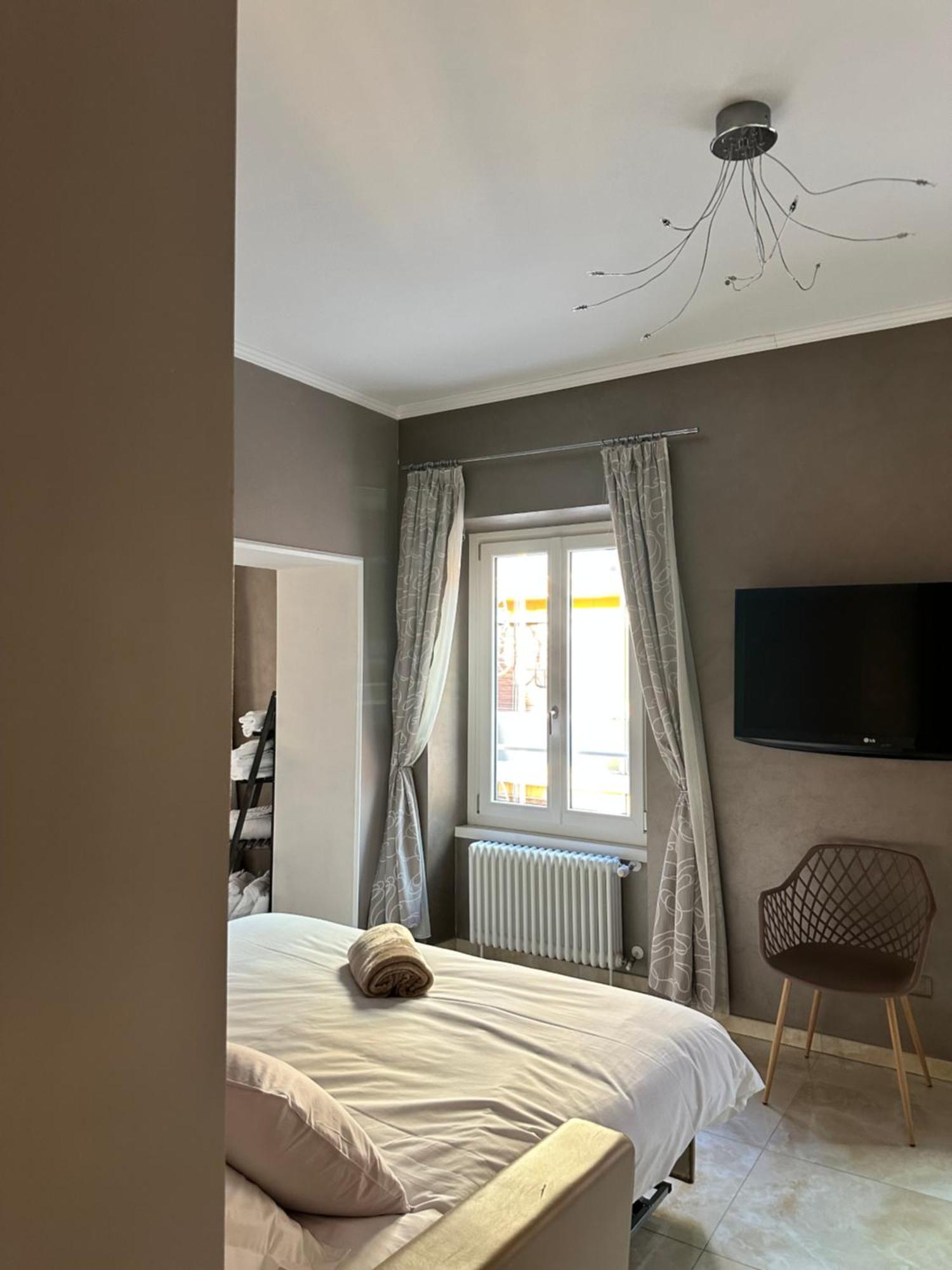 Deluxe Family Suite,1518629974:JPEG