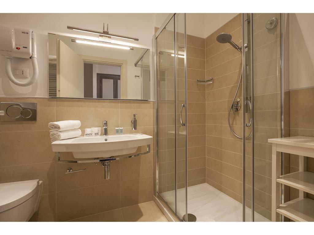 Two-Bedroom Apartment,641990283:JPEG