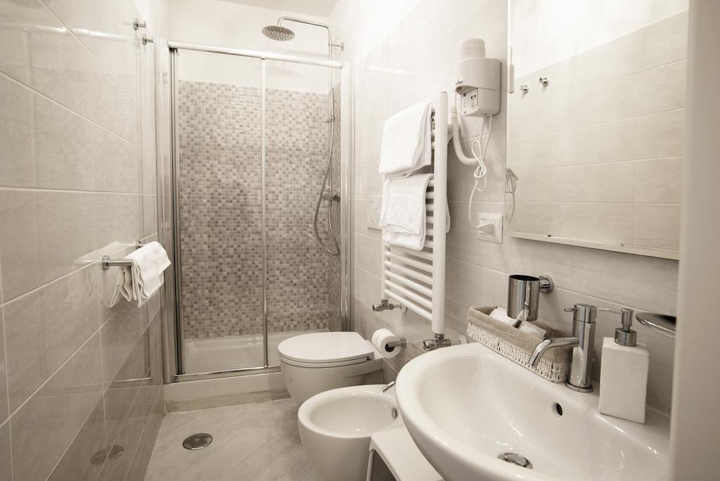 Double or Twin Room,322157913:JPEG