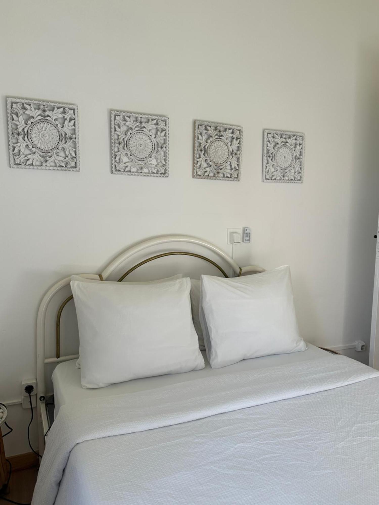 Quarto Duplo com Casa de Banho Partilhada