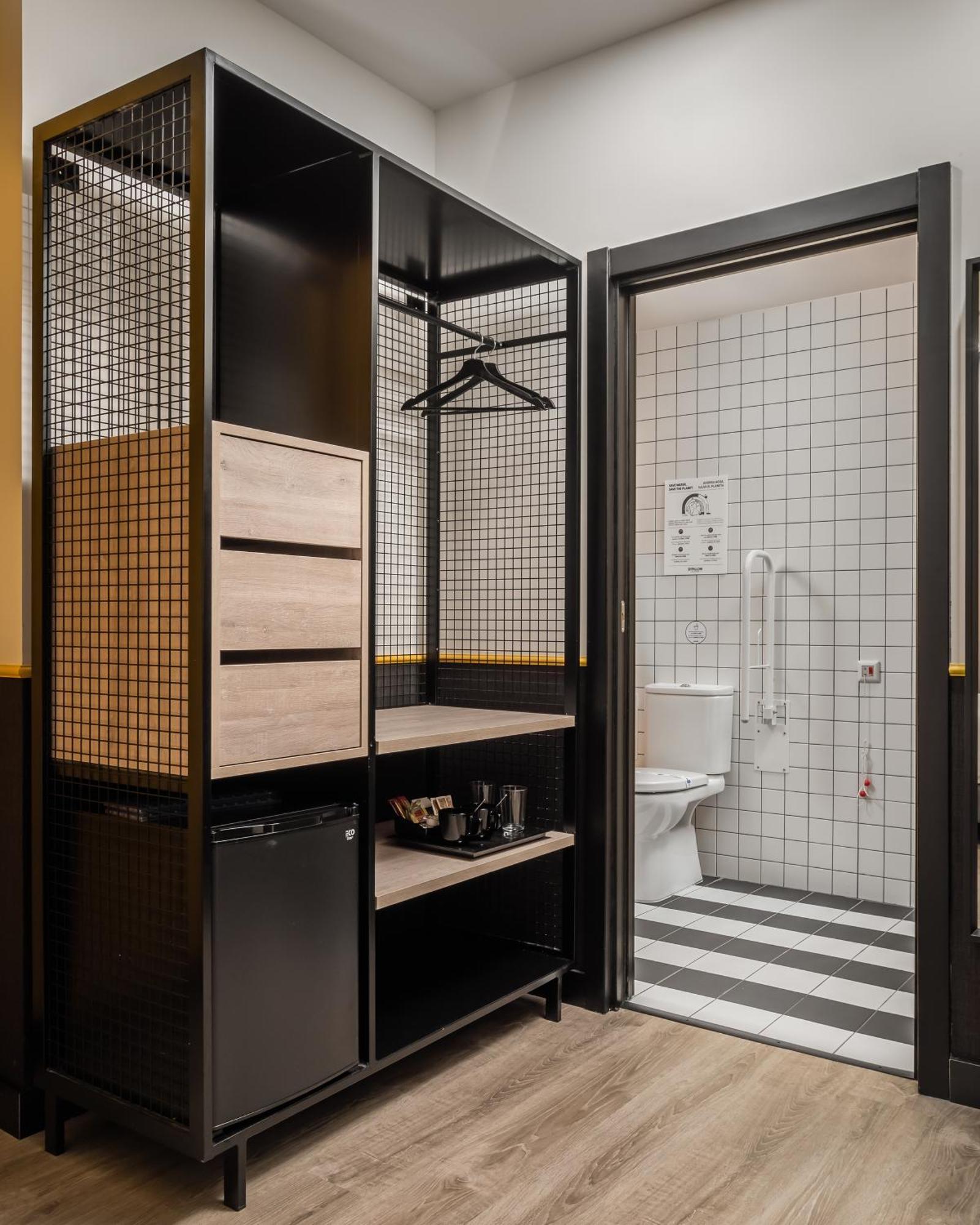 Economy Double Room