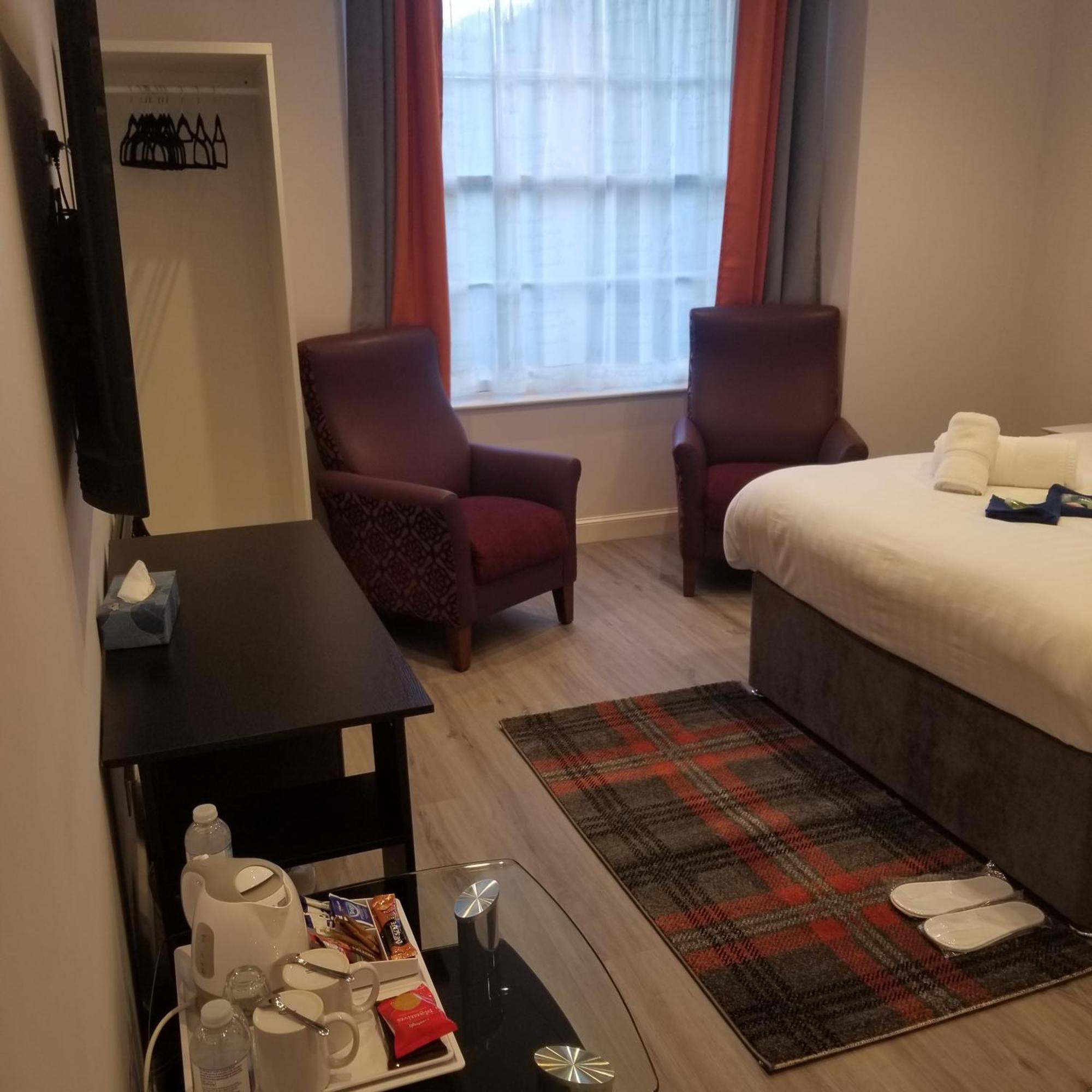 Standard Double Room Ensuite