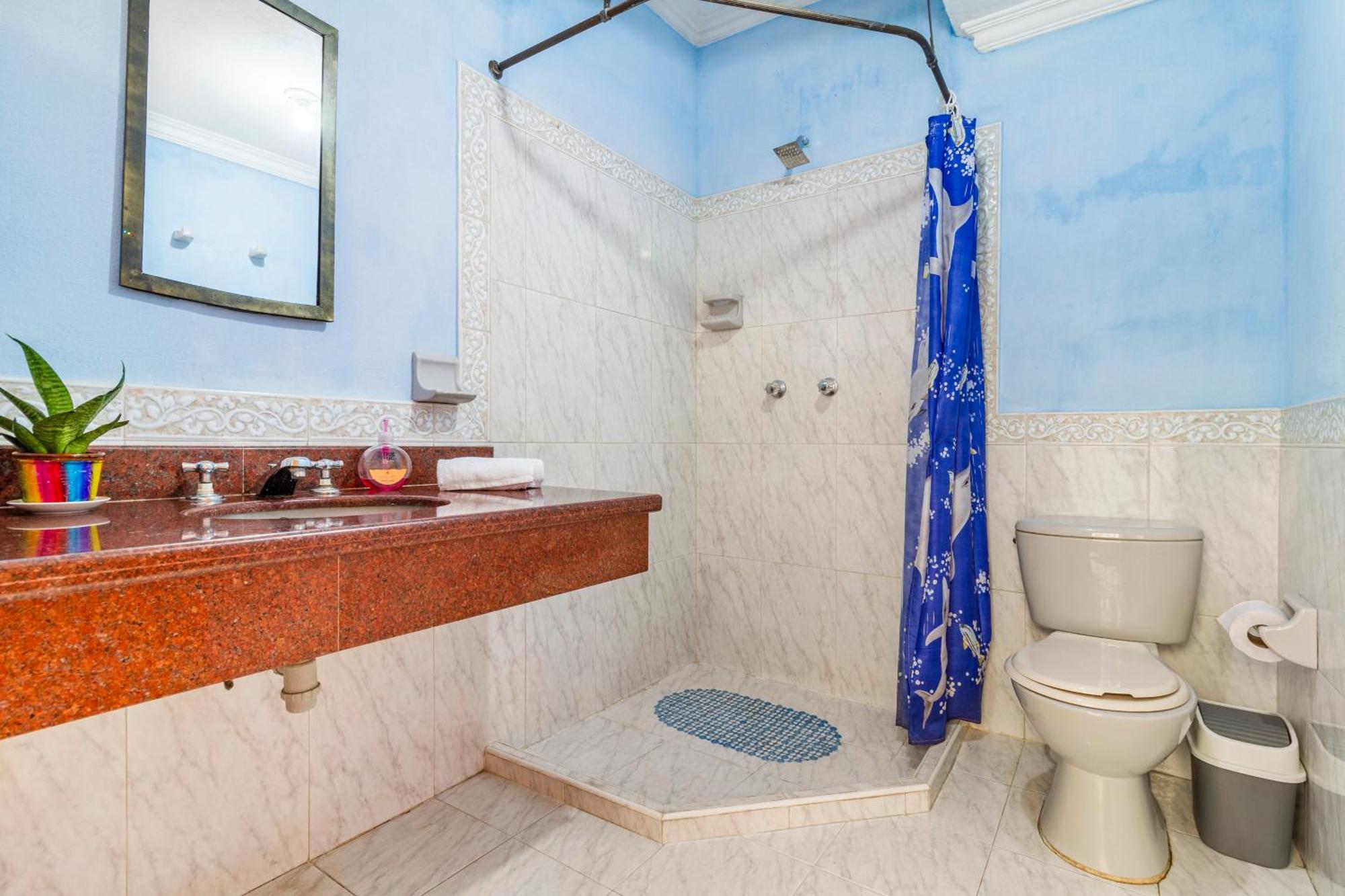 Habitación Cuádruple con baño compartido