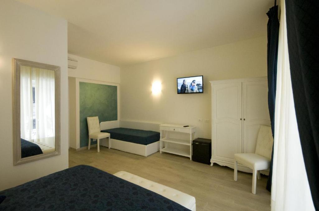 Comfort Quadruple Room